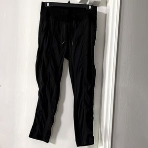 Lululemon woman’s jogger